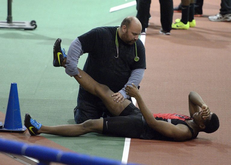 How an Athletic Trainer Can Help You Improve Your Skills
